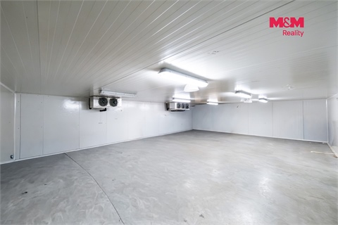 Pronájem skladu / haly, 1 300 m² 10