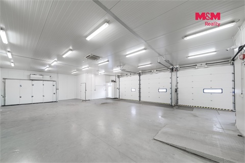 Pronájem skladu / haly, 1 300 m² 6