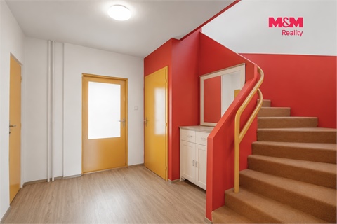 Prodej rodinného domu, 177 m² - 2