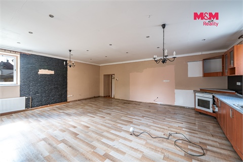 Prodej rodinného domu, 280 m² 4