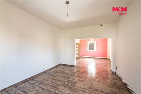 Prodej rodinného domu, 280 m² 2