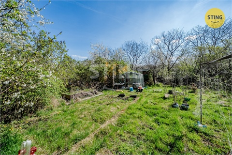 Prodej stavebního pozemku, 2 165 m² - 12