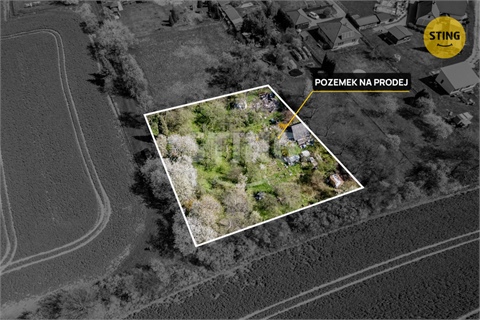 Prodej stavebního pozemku, 2 165 m² 0