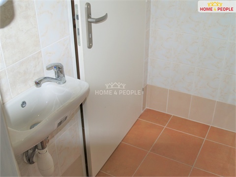 Pronájem obchodních prostor, 32 m² 2