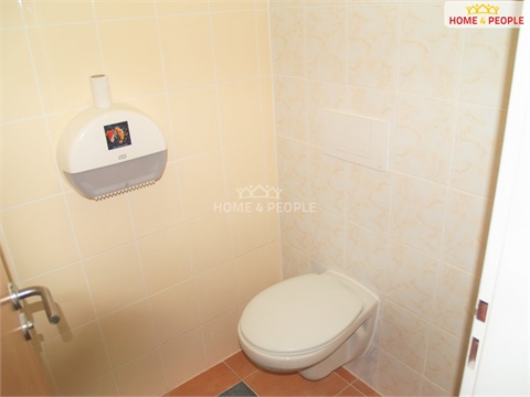 Pronájem obchodních prostor, 32 m² - 2