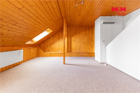 Prodej rodinného domu, 131 m² - 10