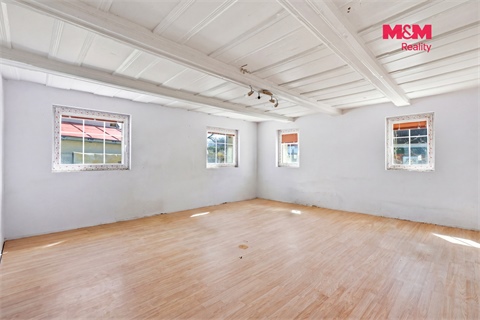 Prodej rodinného domu, 180 m² 2
