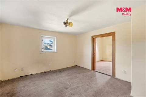 Prodej rodinného domu, 180 m² - 10