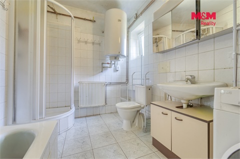 Prodej rodinného domu, 181 m² - 0