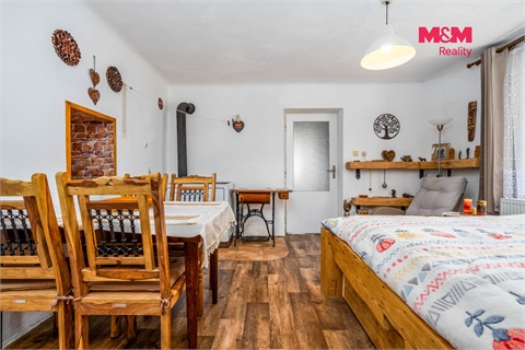 Prodej rodinného domu, 93 m² - 0