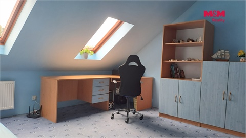 Prodej rodinného domu, 240 m² - 10