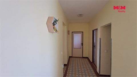 Prodej rodinného domu, 240 m² - 14