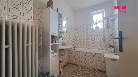 Prodej rodinného domu, 240 m² - 12