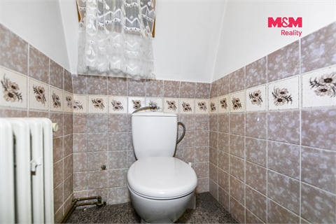 Prodej rodinného domu, 295 m² 16