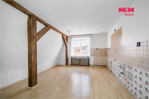 Prodej rodinného domu, 295 m² 8