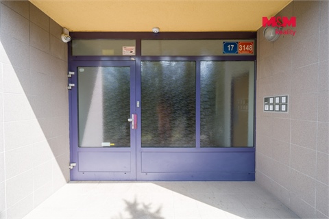 Prodej bytu 1+1, 33 m² 12