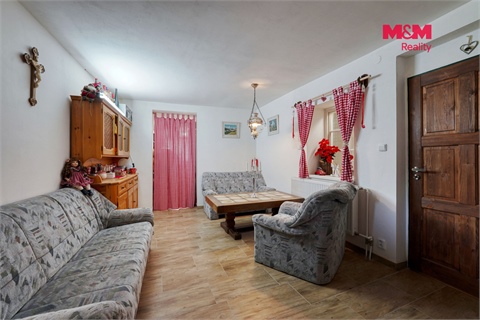 Prodej rodinného domu, 359 m² 8