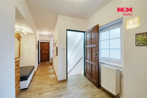Prodej rodinného domu, 359 m² - 20
