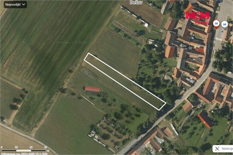Prodej stavebního pozemku, 2 211 m² 4