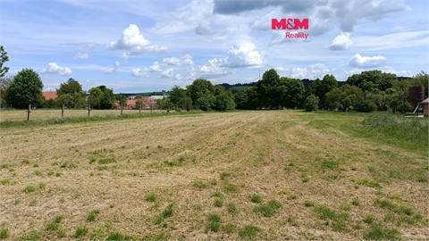 Prodej stavebního pozemku, 2 211 m² 0