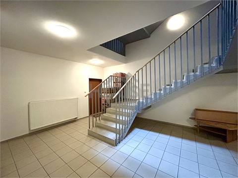 Prodej bytu 2kk, 49 m² - 18