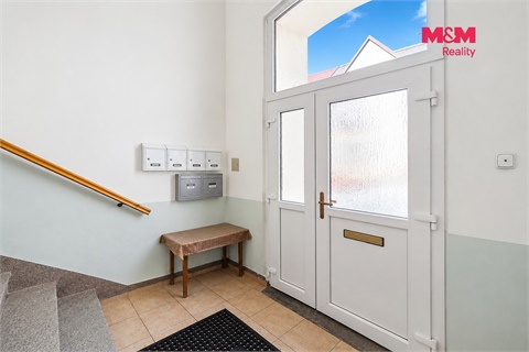 Prodej bytu 2+1, 65 m² - 12