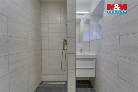 Prodej rodinného domu, 176 m² - 20