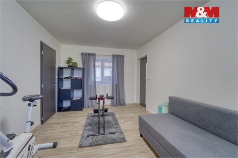 Prodej rodinného domu, 176 m² - 8