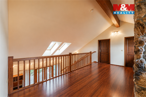 Prodej rodinného domu, 400 m² 10