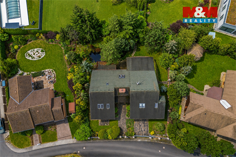 Prodej rodinného domu, 400 m² - 10