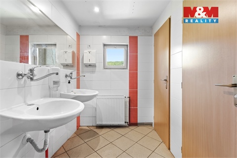 Prodej restaurace, 350 m² 14