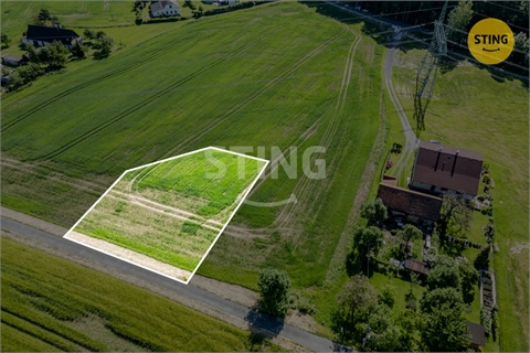 Prodej stavebního pozemku, 1 002 m² 0