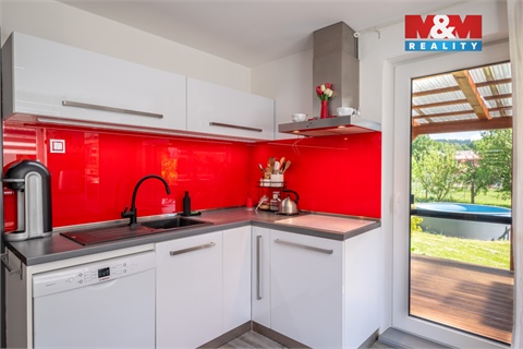 Prodej rodinného domu, 240 m² - 24