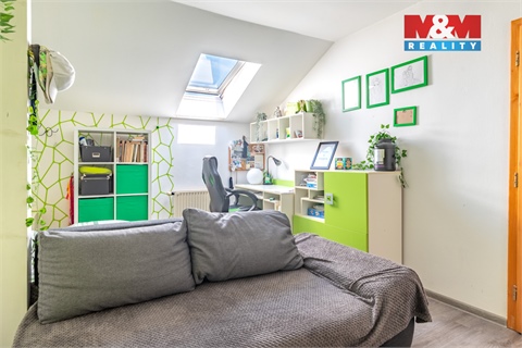 Prodej rodinného domu, 240 m² 12