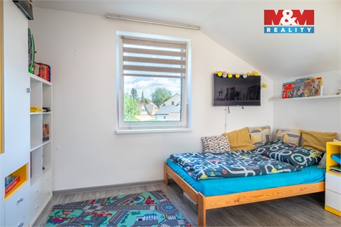 Prodej rodinného domu, 240 m² - 12