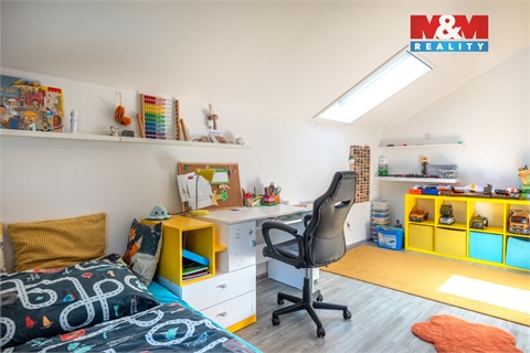 Prodej rodinného domu, 240 m² 14