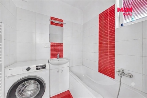 Prodej rodinného domu, 179 m² - 16
