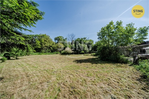 Prodej stavebního pozemku, 1 027 m² 4