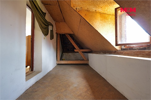 Prodej rodinného domu, 120 m² - 24