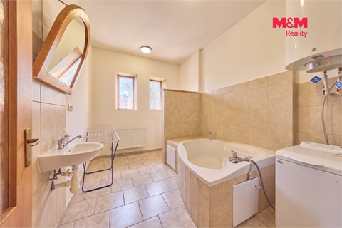 Prodej bytu 5kk, 96 m² - 16