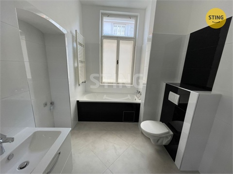Pronájem bytu 2kk, 48 m² - 2
