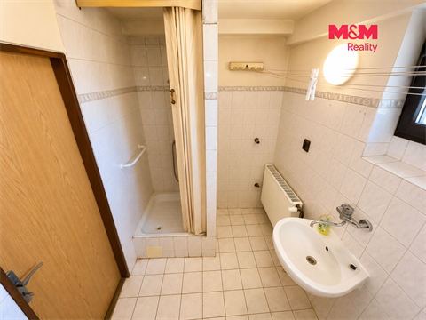 Prodej rodinného domu, 140 m² 8