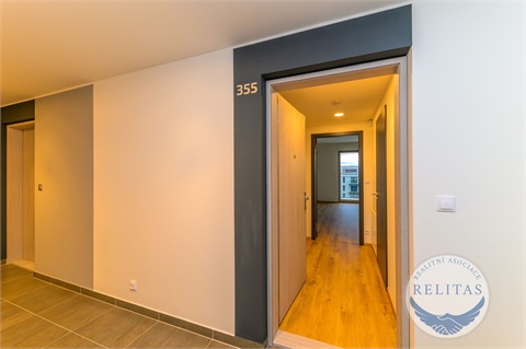 Pronájem bytu 1kk, 30 m² 10