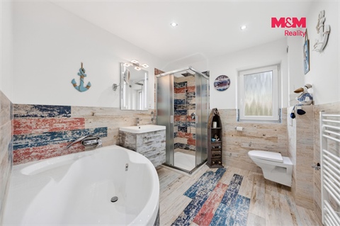 Prodej rodinného domu, 233 m² - 6