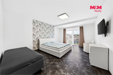 Prodej rodinného domu, 233 m² - 0