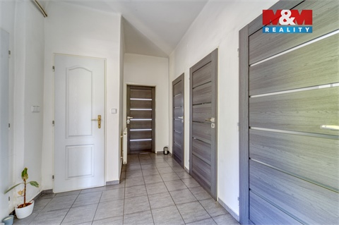 Prodej rodinného domu, 160 m² - 18