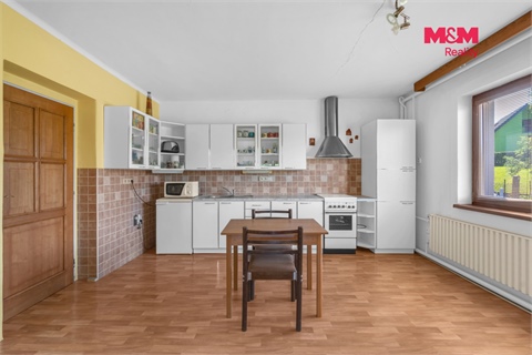 Prodej rodinného domu, 191 m² - 2