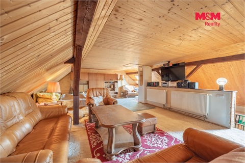 Prodej rodinného domu, 240 m² 14