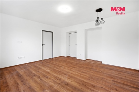 Prodej bytu 3+1, 65 m² 8