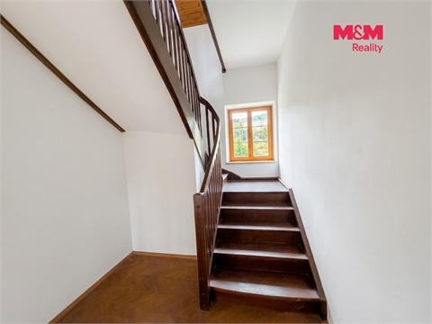 Prodej rodinného domu, 445 m² - 6